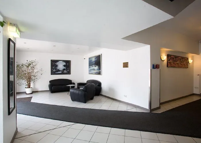 Hotel Elbroich 3*