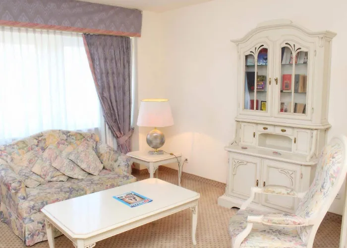 Hotel Elbroich 3*