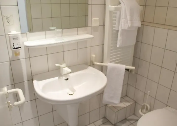 Hotel Elbroich 3*